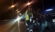 Полицейлердің ұсталғанды көлік жүксалғышына салып жатқаны жайлы видео Павлодарда түсірілген - ІІД