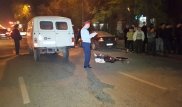 Алматы орталығында жантүршігерлік жол апаты болды: көлік соққысынан ер адам 100 метрге ұшып кеткен