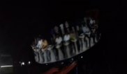 Үндістанда адамдары бар аттракционның құлап кеткені түсірілген видео жария болды