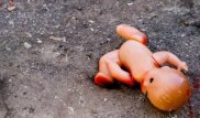 Атырау облысында қоқысқа тасталған нәрестенің анасын полицейлер әлі таппады