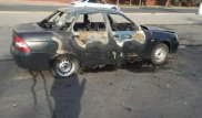 Павлодар әкімдігінің алдында автомобиль өртеніп кетті