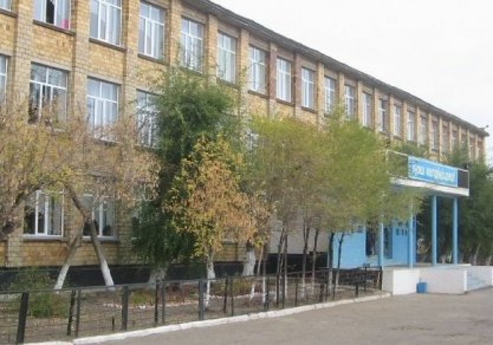 Қарағанды облысында мектепте өлең оқып тұрған әйелдің жүрегі тоқтап қалды