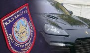 Қостанайда Porsche Cayenne жүргізушісі полицейдің бетінен ұрған