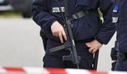 Париж полициясы әуежай қызметкерінен жарылғыш зат тапты