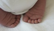 Полицейлер Қапшағайдағы мектеп маңында көмілген нәрестенің анасын ұстады