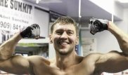 Иса Ақбербаев қарсыласын бірінші раундта нокаутқа түсірді