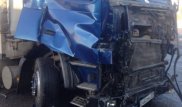 Қазақстандық екі жүк көлігі Алтай тас жолында жол апатына ұшырады