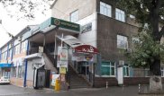 Алматыда банктердің біріне шабуыл жасалды: Белгісіз екеу күзетшінің қаруын алып кеткен
