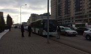Астана орталығында полицейлер жолаушылар автобусын тоқтатты