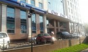 Дәрігерлер Алматыдағы банк бөлімшесі маңында жараланған ер адамның жағдайы туралы айтты
