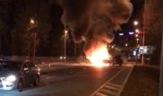 Алматыда екі автомобиль жол апатынан өртеніп кетті