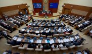 Мәжіліс 2017-2019 жылдарға арналған республикалық және облыстық бюджеттер арасындағы трансферт көлемі туралы заң жобасын мақұлдады