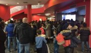 Астана тұрғындары кинотеатрлардағы кезекке шағымданып жатыр
