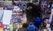 Полицейлер "Байсат" базарында болған төтенше жағдай дерегі бойынша тергеу жүргізіп жатыр