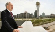 Депутат елбасының есімін елорда атауында және еліміздегі маңызды нысандарында көрсетуді ұсынды