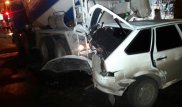Алматыда BMW жүргізушісі ірі жол апатын жасады