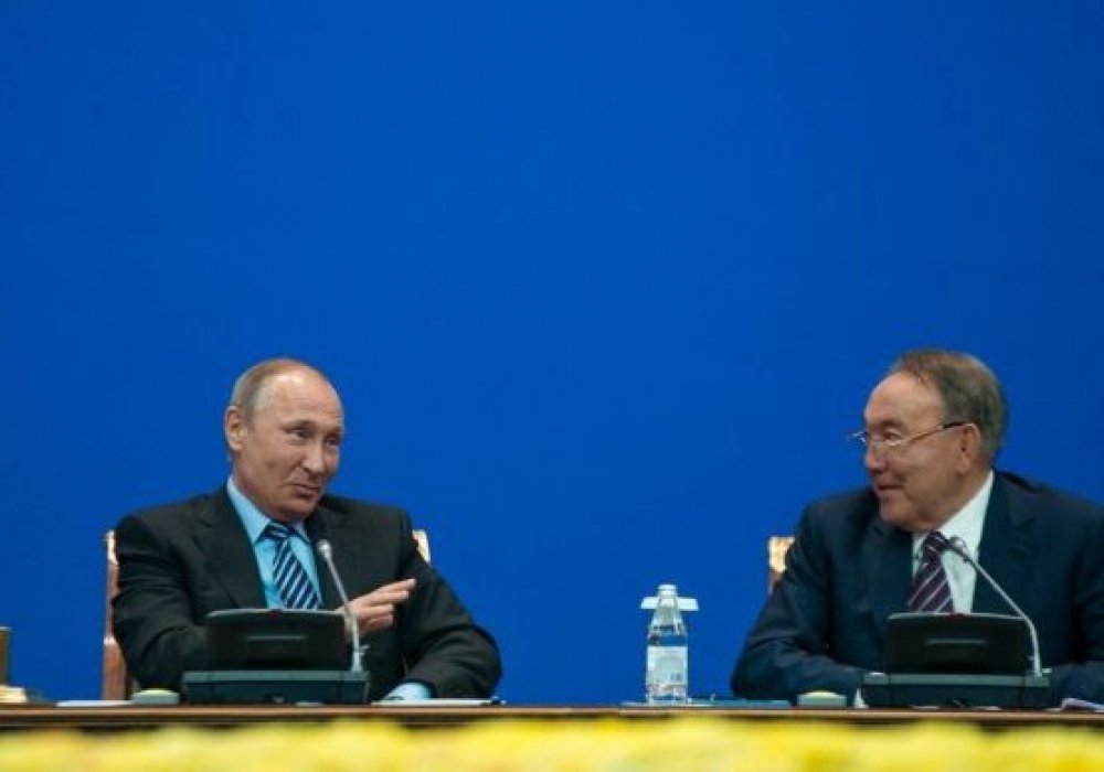 Путин Назарбаев пен қазақстандықтарды Тәуелсіздіктің 25 жылдығымен құттықтады