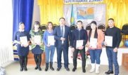 БҚО-да ауыл әкімі оқушыны ұрып-соққаны үшін тергеуде жүрген мұғалімді марапаттаған