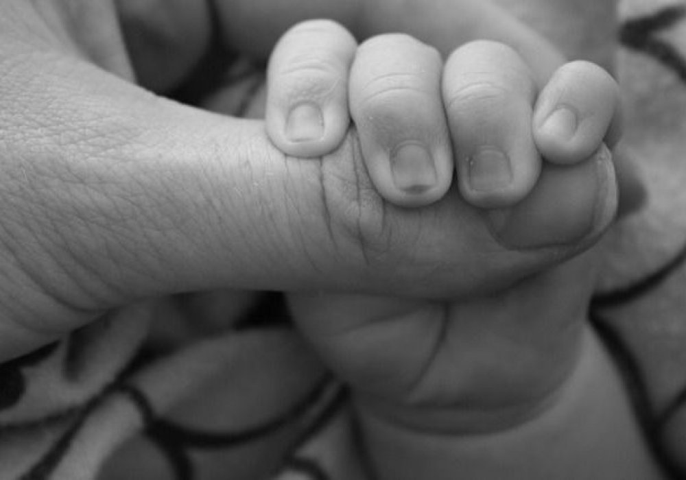 Атырауда толғағы қысқан келіншек құрсақтағы шаранасымен бірге перзентханада көз жұмды