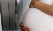 Алматыда 9 жүкті әйел ауруханадағы лифт ішінде қамалып қалған