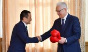 Жанат Жақияновқа Петропавл қаласынан үш бөлмелі пәтер берілді