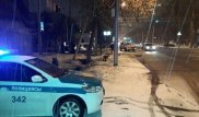 Алматыда бағдаршамның жасыл түсіне келе жатқан екі көлік соғысты