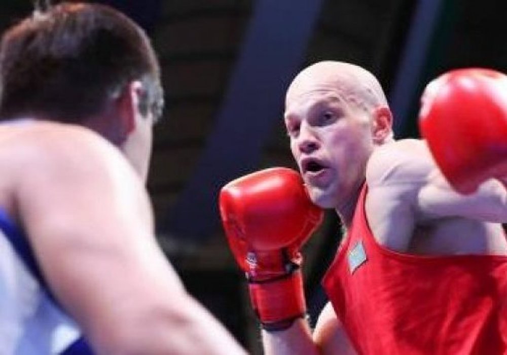 Василий Левит бокстан Азияның үш дүркін чемпионы атанды
