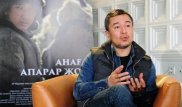Ақан Сатаев "Елбасы жолы" киноэпопеясының жаңа бөлімін түсіреді