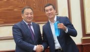 Әділбек Ниязымбетовке Ақтаудан пәтер кілті табыс етілді