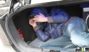 Қапшағай маңында ер адамды ұрып-соғып, көлік жүксалғышында тасып жүргендер ұсталды