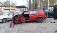 Алматыда екі көлік бетпе-бет соқтығысты: Үш адам ауруханаға түсті