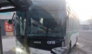 Астанада жол апатынан соң автобус аялдамаға соқтығысты