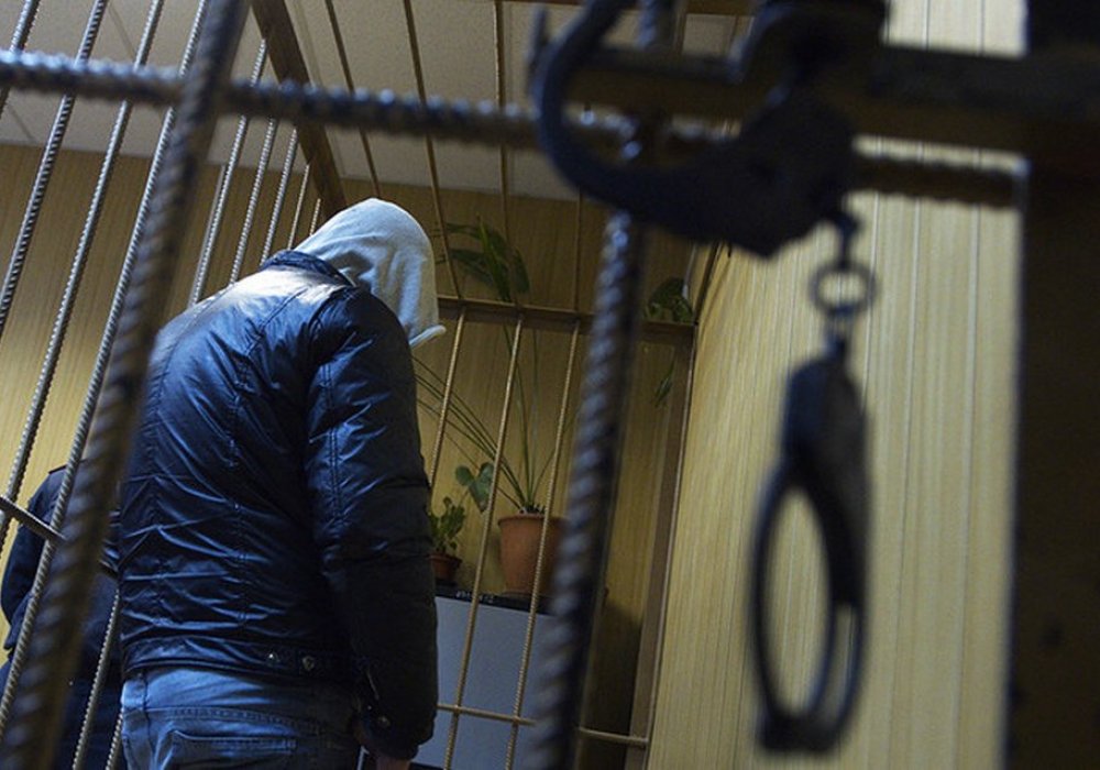 Ақтауда ер адам ұлын өлтірді деген күдіктіні өлімші етіп сабап тастаған