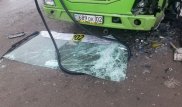 Алматыда жолаушылар отырған екі автобус соқтығысты: 9 адам зардап шекті