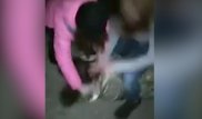 Мас оқушы қыздар жігіт үшін сыныптасын тікелей эфирде соққыға жыққан
