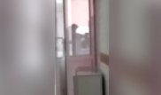 Сегіз айлық сәбиді ұрған медбикенің видеосы таралып жатыр