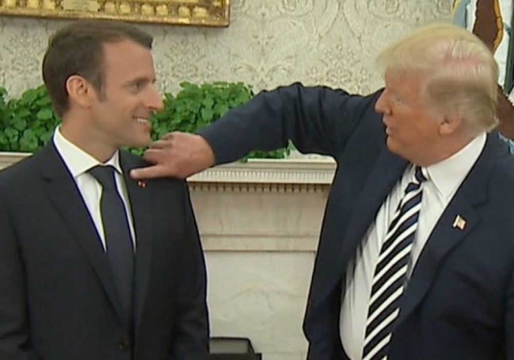 Дональд Трамп Франция президентін ұятқа қалдырды