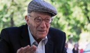 Назарбаев Юрий Померанцевке жоғары дәрежелі ерекшелік белгісін берді
