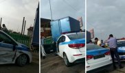 ОҚО-да көлік тізгіндеген жасөспірім полиция көлігіне соқтығысты