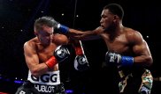 Джейкобс украиналық боксшы Деревянченконы жеңіп, GGG тартып алған белбеулерді қайтарып алды