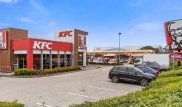KFC тұтынушысы тауық ішінен жағымсыз нәрсе тапты