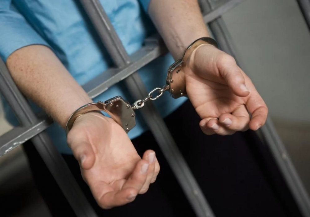 Ақмола облысында аудан әкімі мен орынбасарлары пара алғаны үшін сотталды