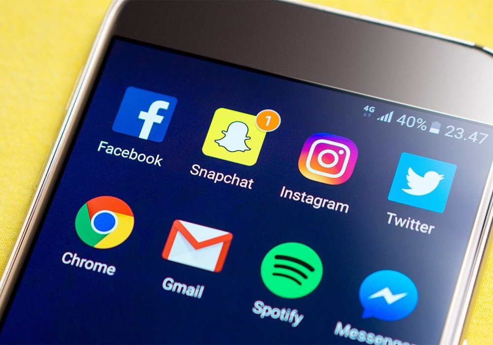 Instagram мен Facebook желілерінде ақау шықты
