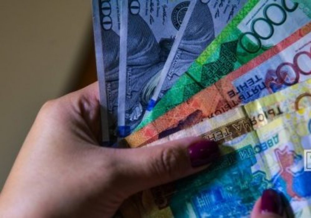 Жұмыс берушінің есебінен қызметкерге 5 пайыздық міндетті зейнетақы жарналары төленеді