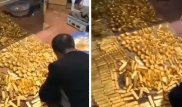 Қытайлық шенеуніктің үйінен 13,5 тонна алтын табылған - БАҚ