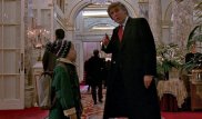 Wikipedia Трамп туралы өзгертулерден кейін "Один дома - 2" парақшасын бұғаттады