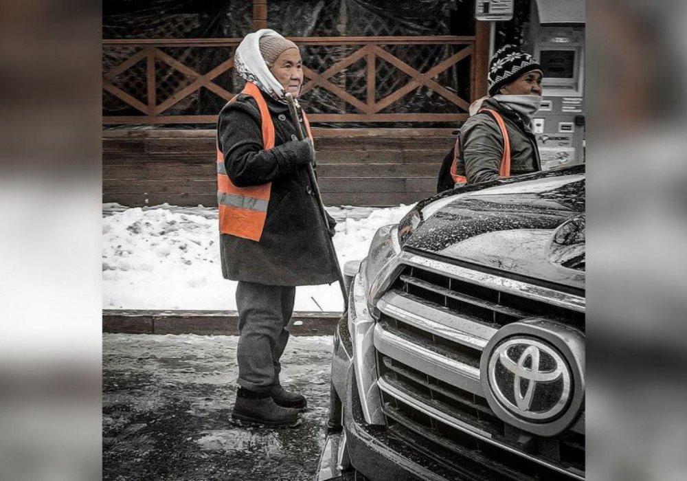 Қазнетте талқыланып жатқан суреттің авторы фотоның тарихын айтып берді