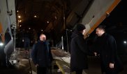 Зеленский Донбасста босатылған украиналықтармен кездесті