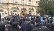 Абхазия президенті отставкаға кетпейтінін мәлімдеді