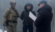 ҰҚК елордада қылмыстық топтың мүшесін ұстады - видео